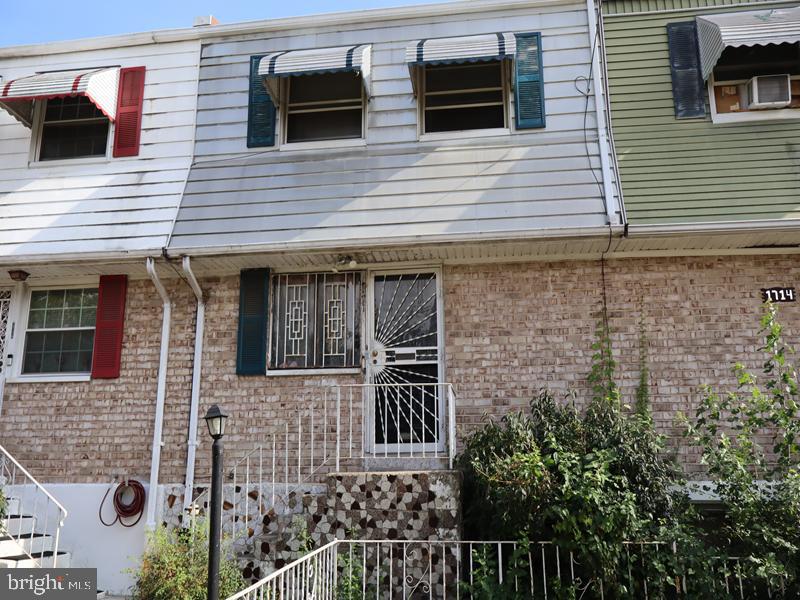 1712 DOUNTON ST Property Photo 1