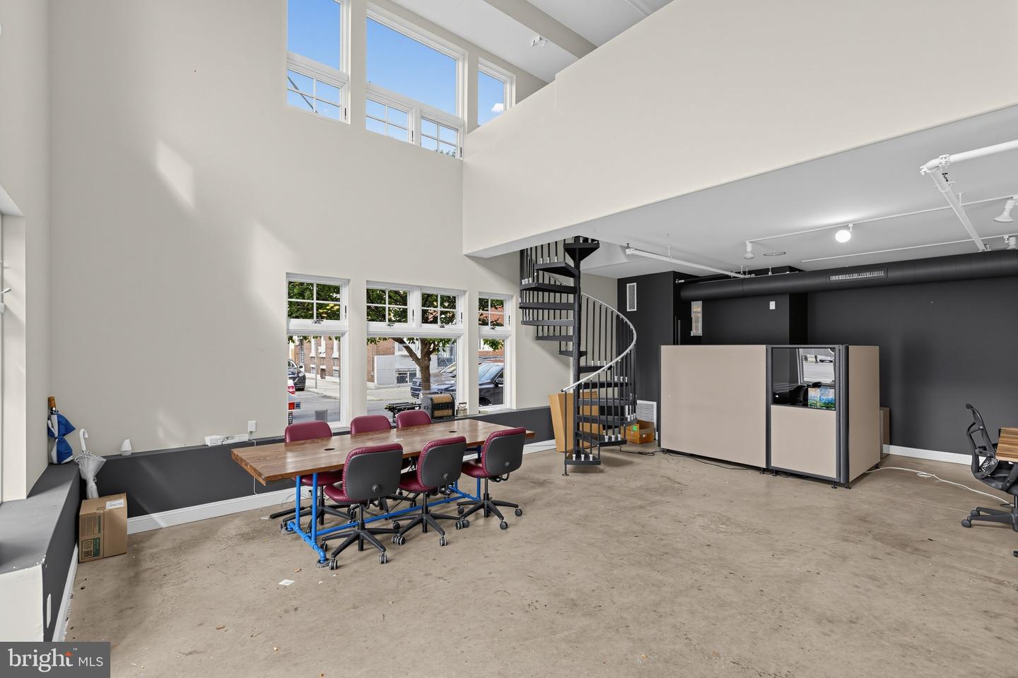 1437 W Passyunk Ave Property Photo 12