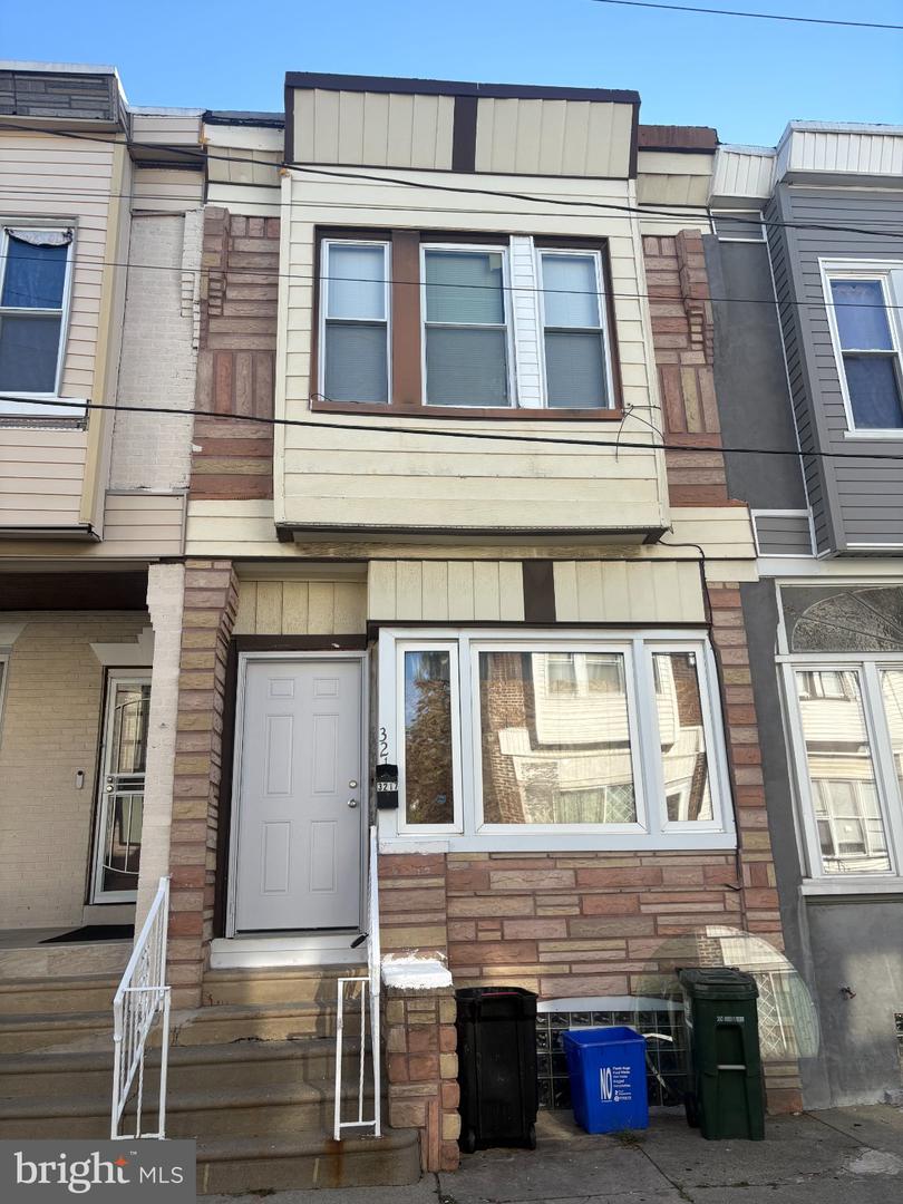 3217 N NEWKIRK ST Property Photo 1