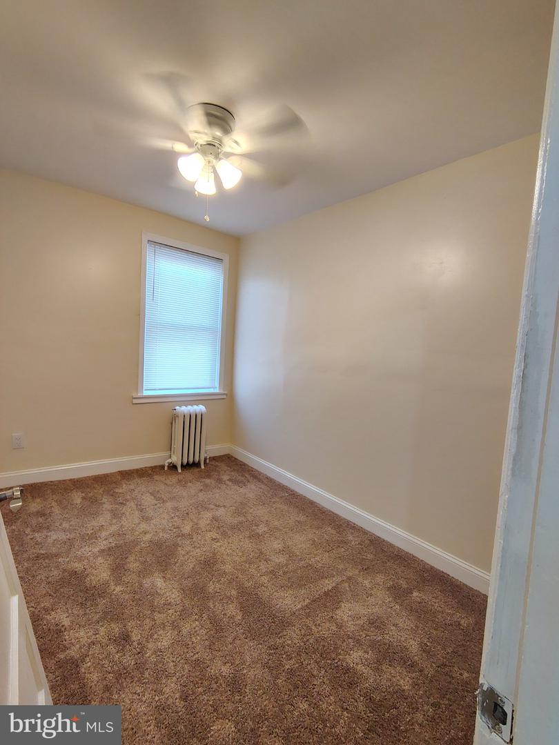 329 N Redfield St Property Photo 11