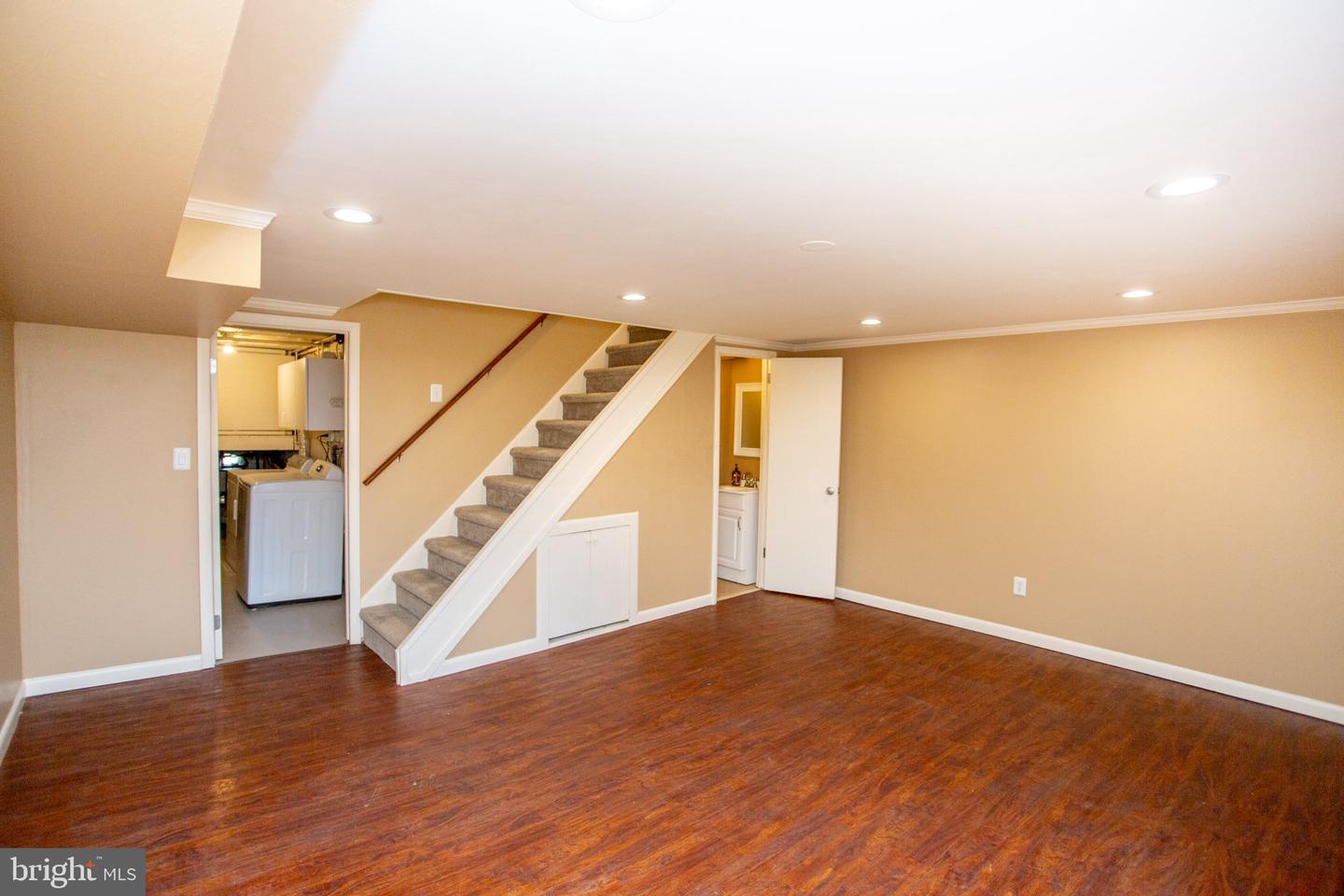3545 Nottingham Ln Property Photo 25