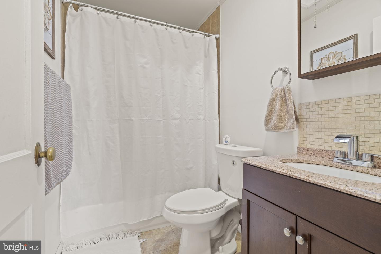 8046 Terry St Property Photo 16