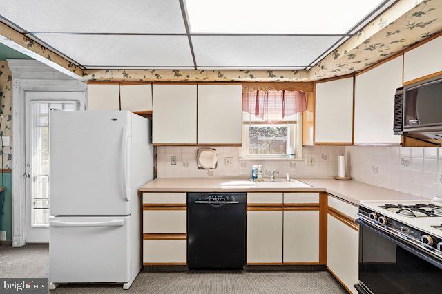 2047 Nester St Property Photo 9