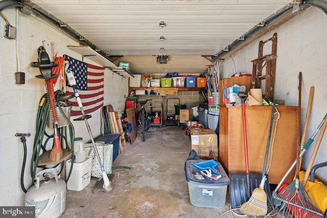2047 Nester St Property Photo 28