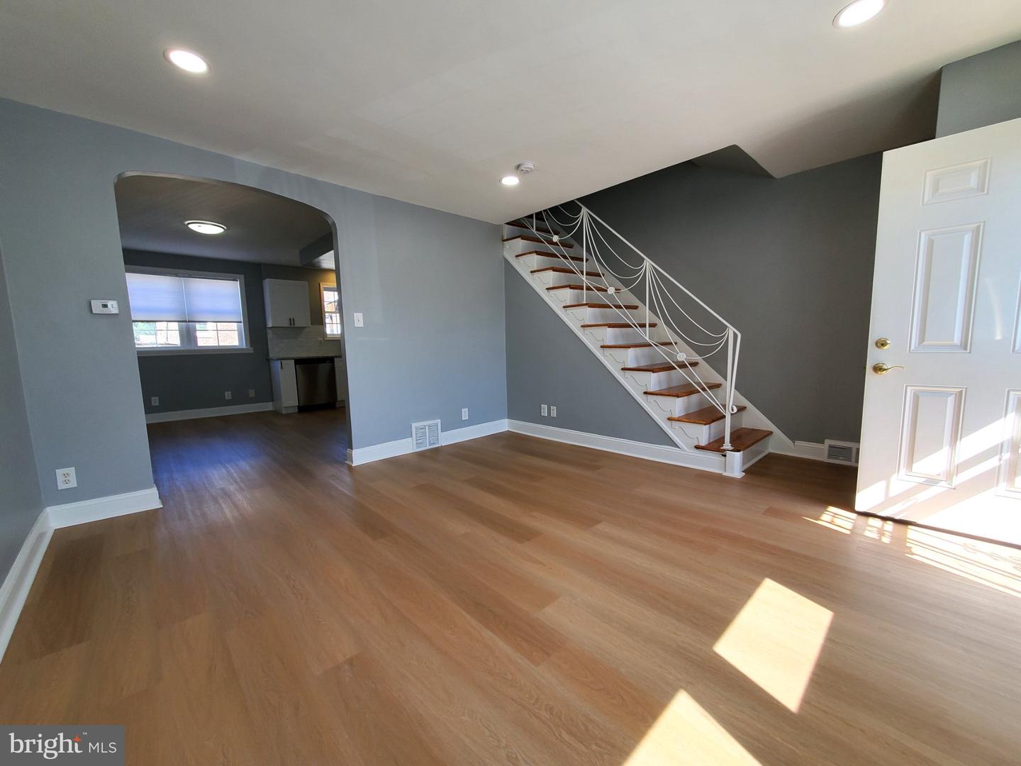 8142 Terry St Property Photo 2