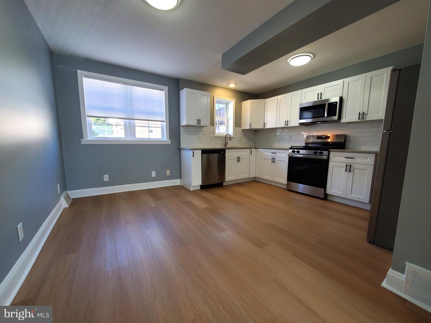 8142 Terry St Property Photo 4