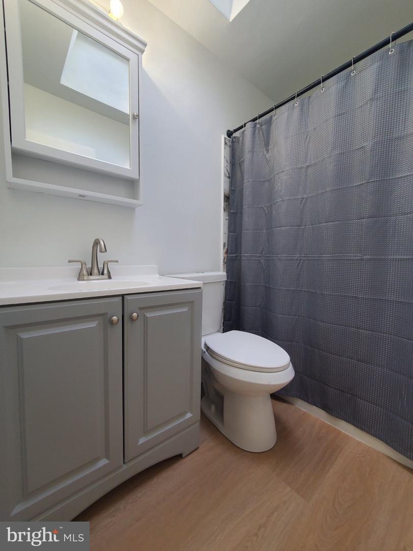 8142 Terry St Property Photo 13