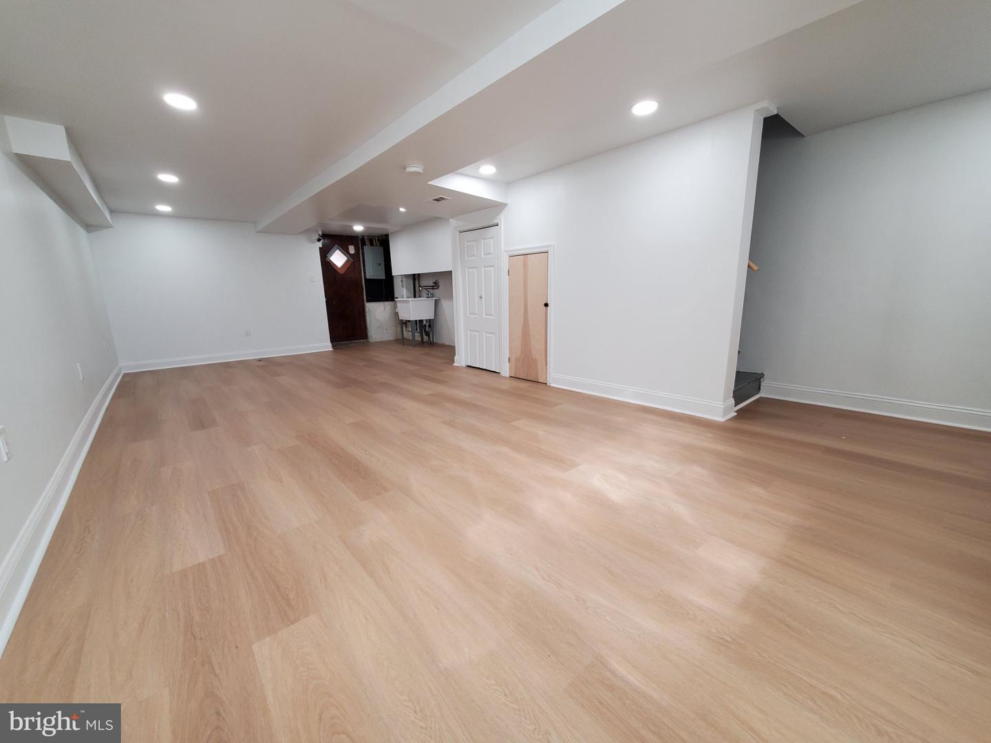 8142 Terry St Property Photo 20