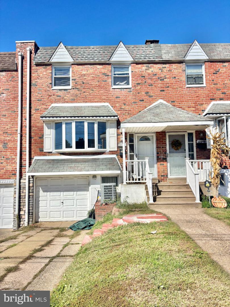 12206 MEDFORD RD Property Photo 1