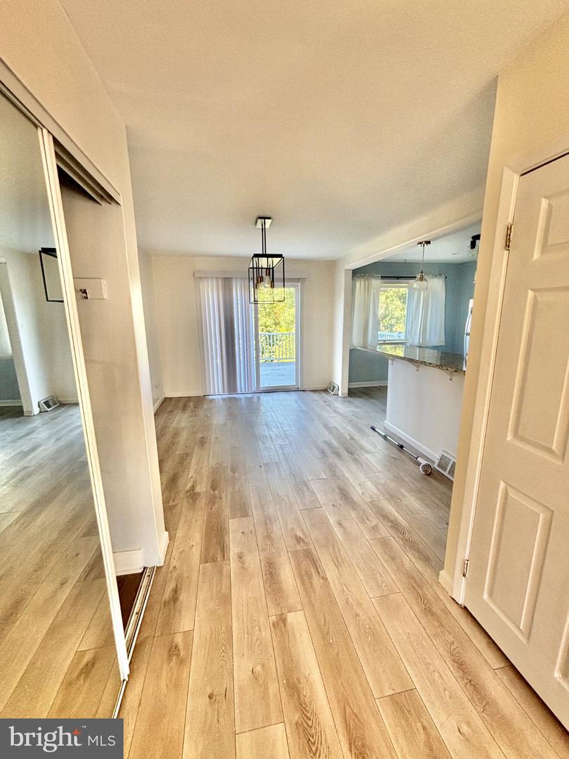 12206 Medford Rd Property Photo 6