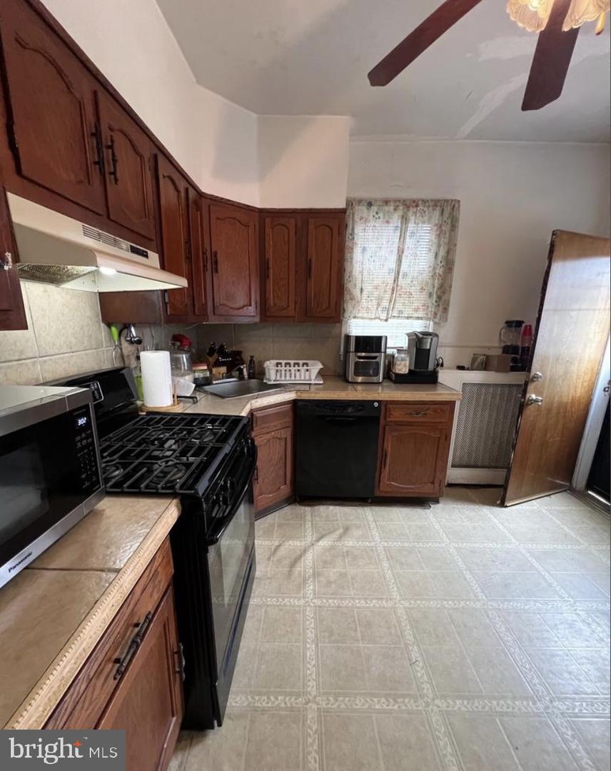 6634 Jackson St Property Photo 11