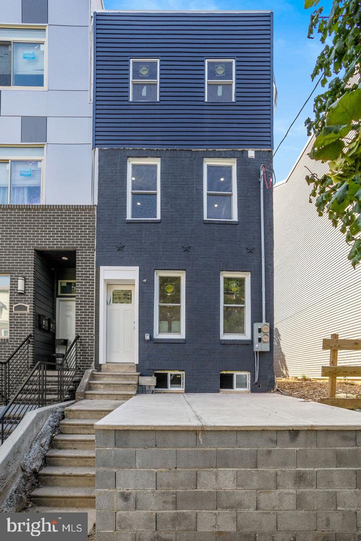 2116 N Franklin St Property Photo 4