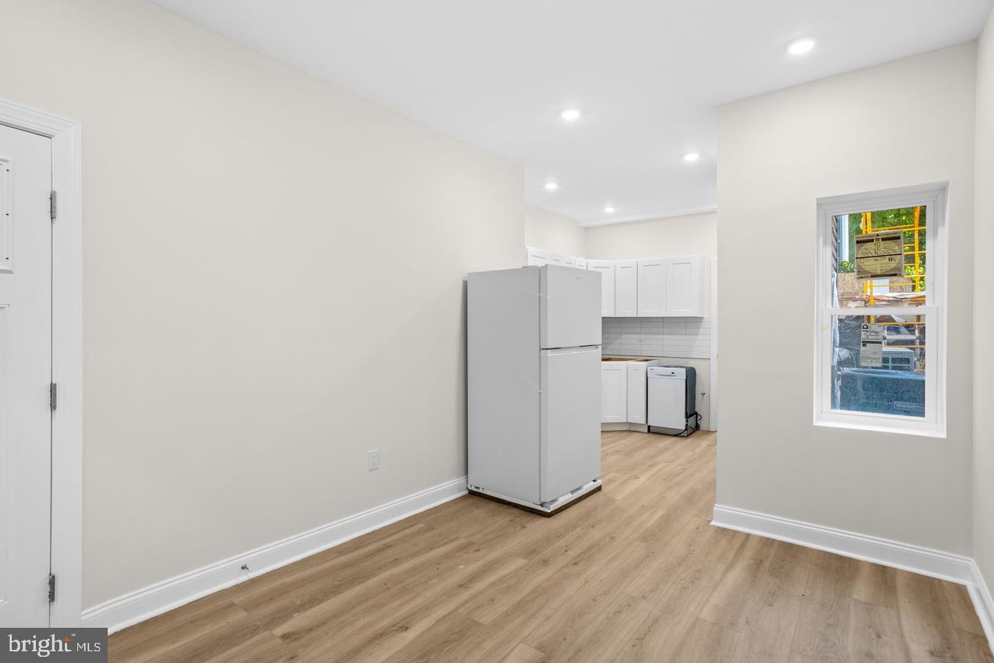 2116 N Franklin St Property Photo 8