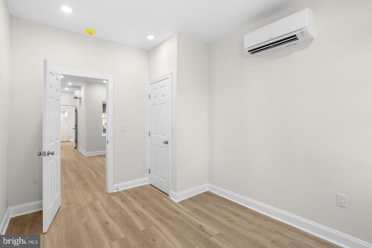 2116 N Franklin St Property Photo 17