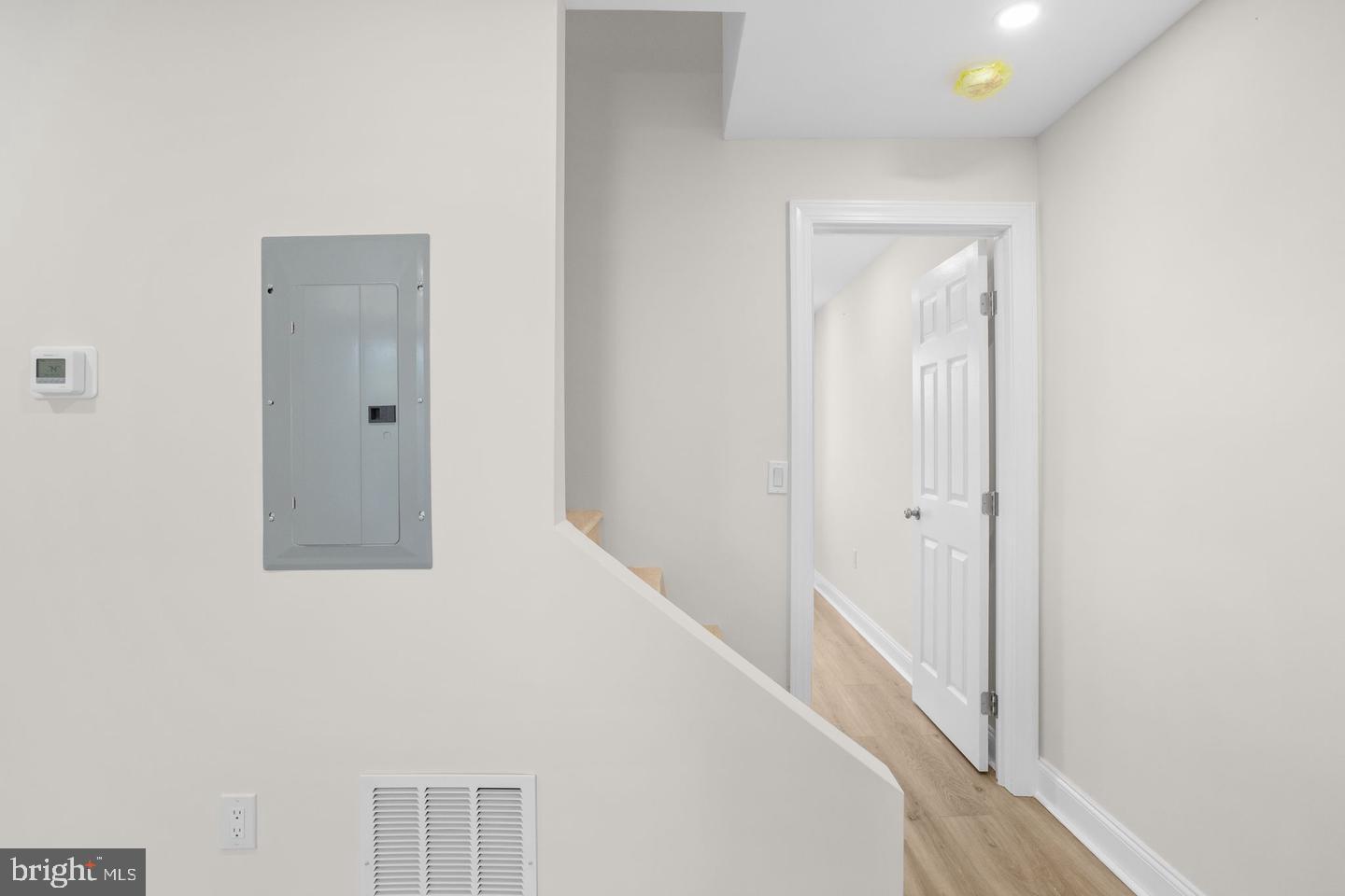 2116 N Franklin St Property Photo 33