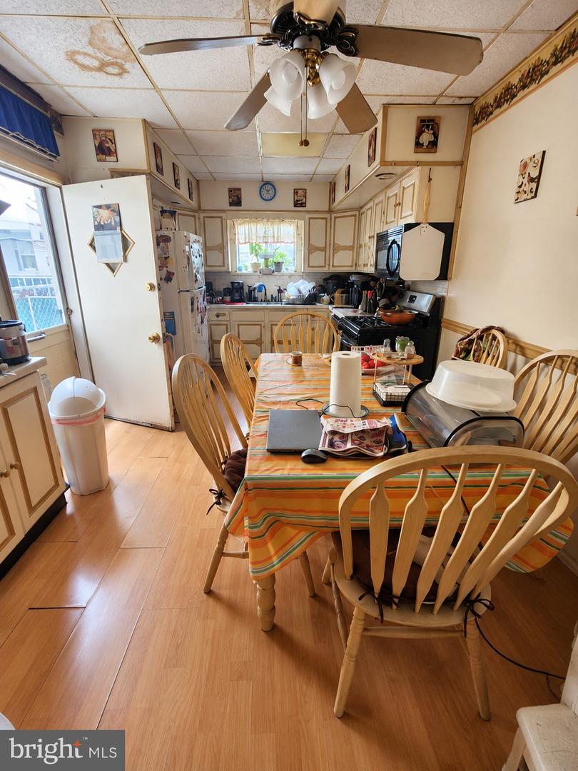 2606 S Camac St Property Photo 4