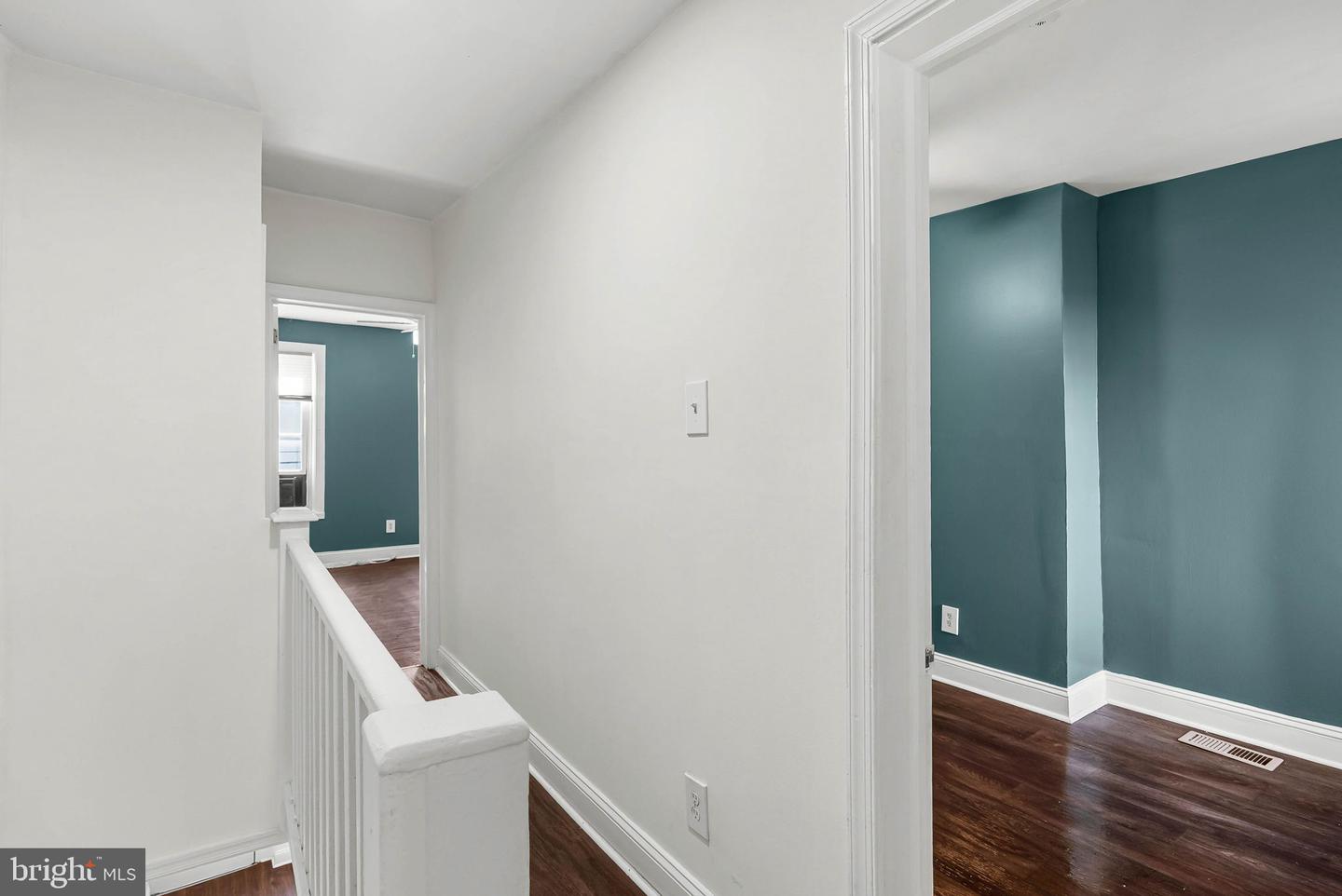2431 W Seybert St Property Photo 15