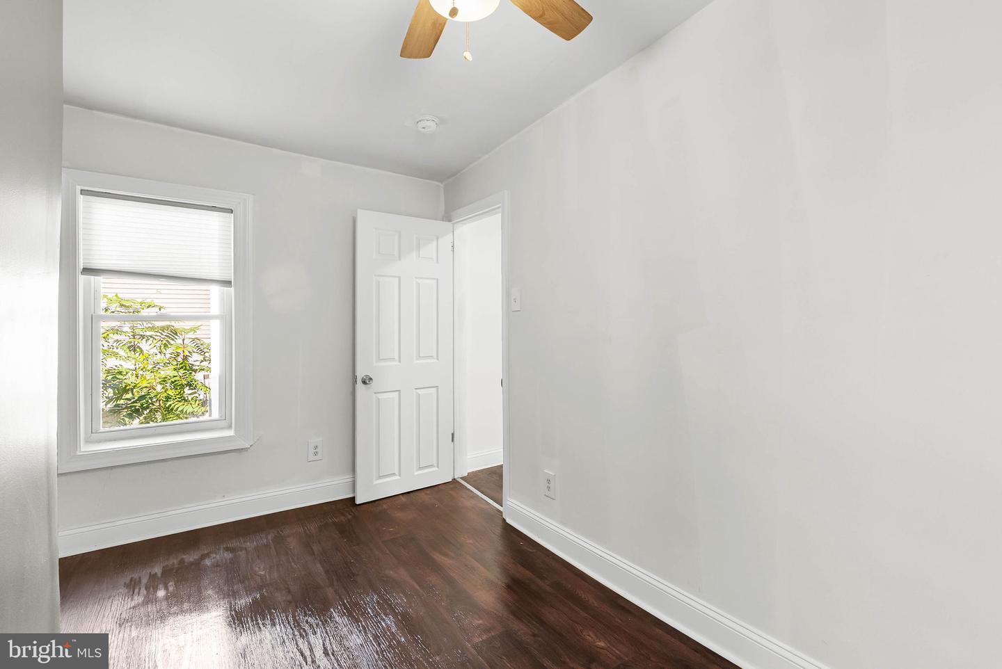 2431 W Seybert St Property Photo 21