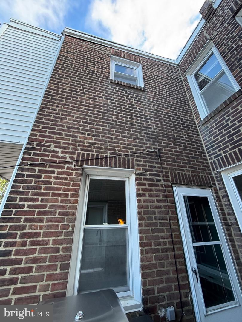 5740 Hegerman St Property Photo 9