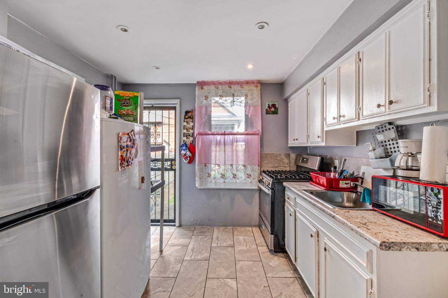 6036 Walker St Property Photo 11