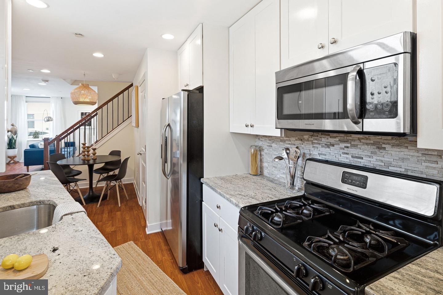 2015 Martha St Property Photo 10