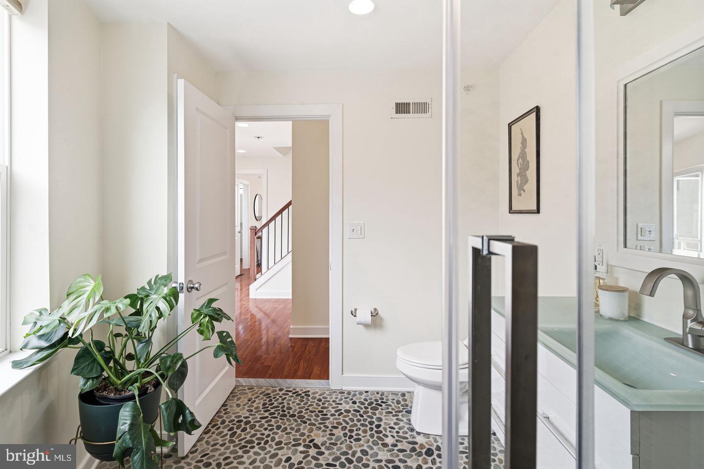 2015 Martha St Property Photo 16