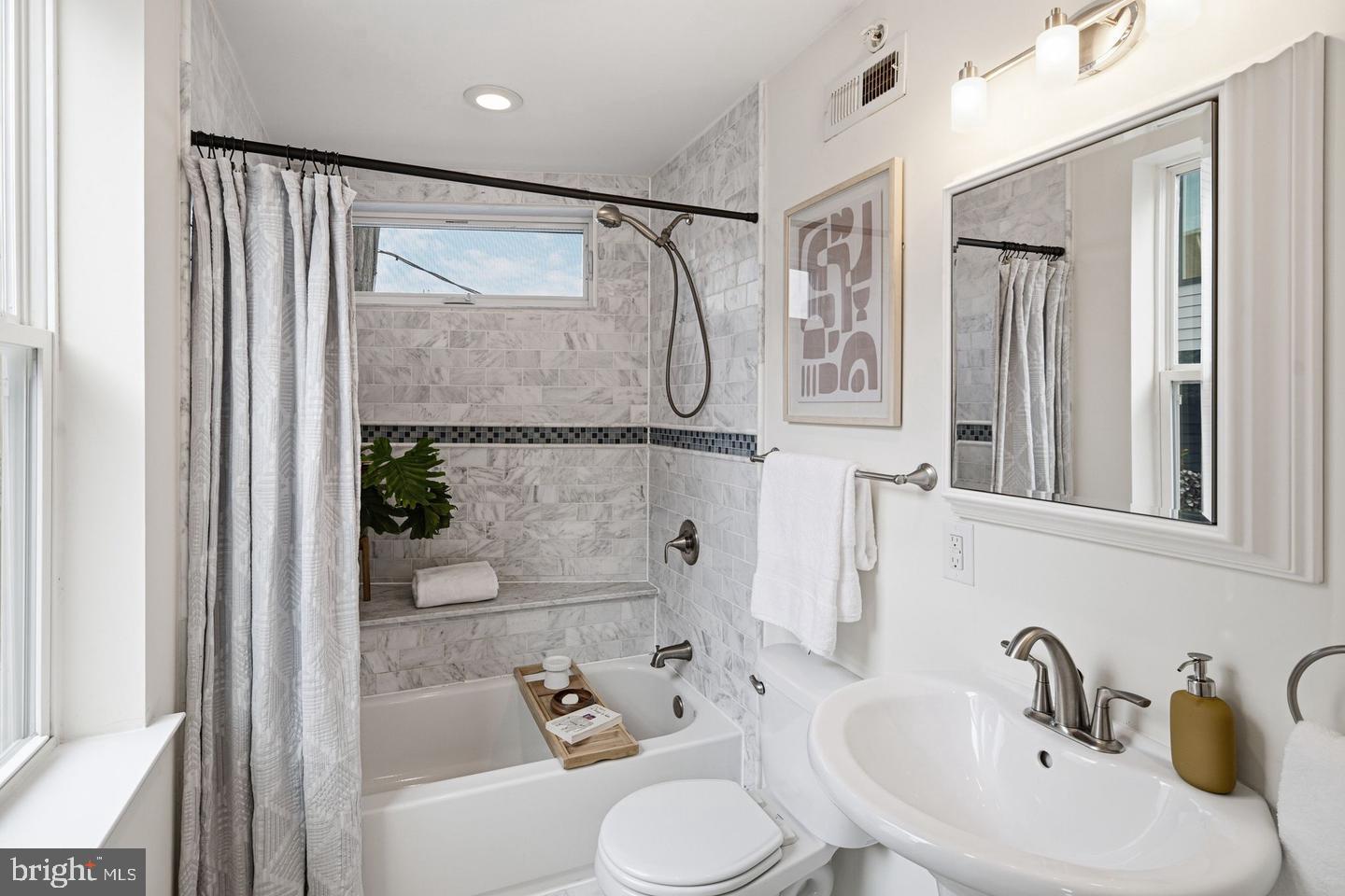 2015 Martha St Property Photo 24