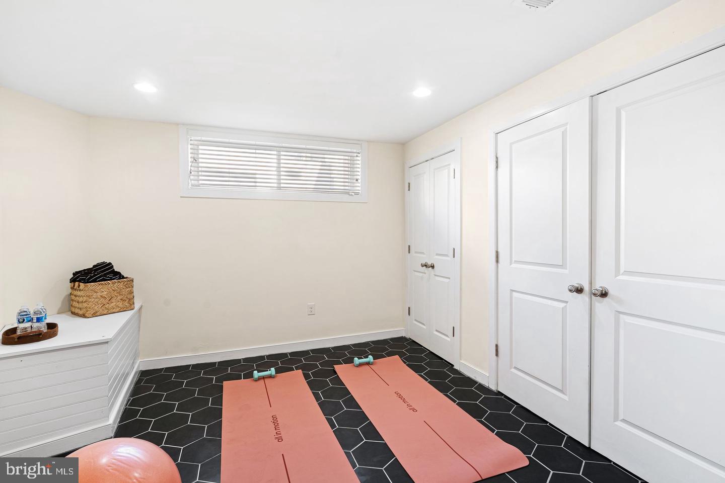 2015 Martha St Property Photo 30