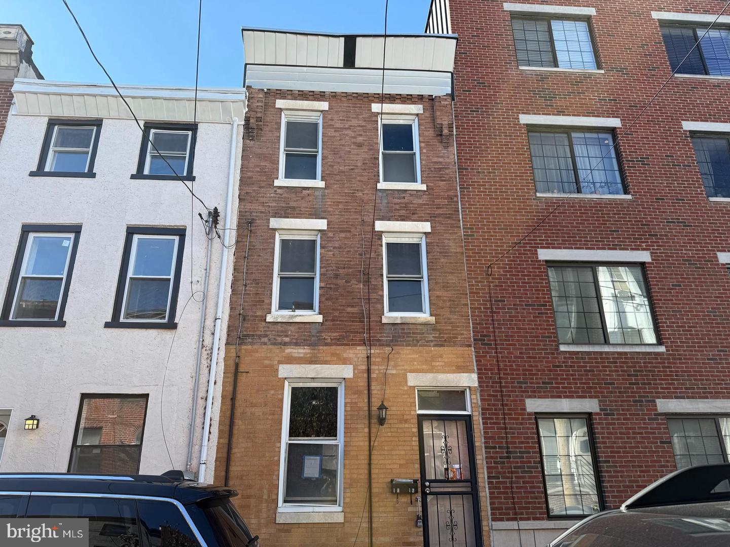1016 S RANDOLPH ST Property Photo 1