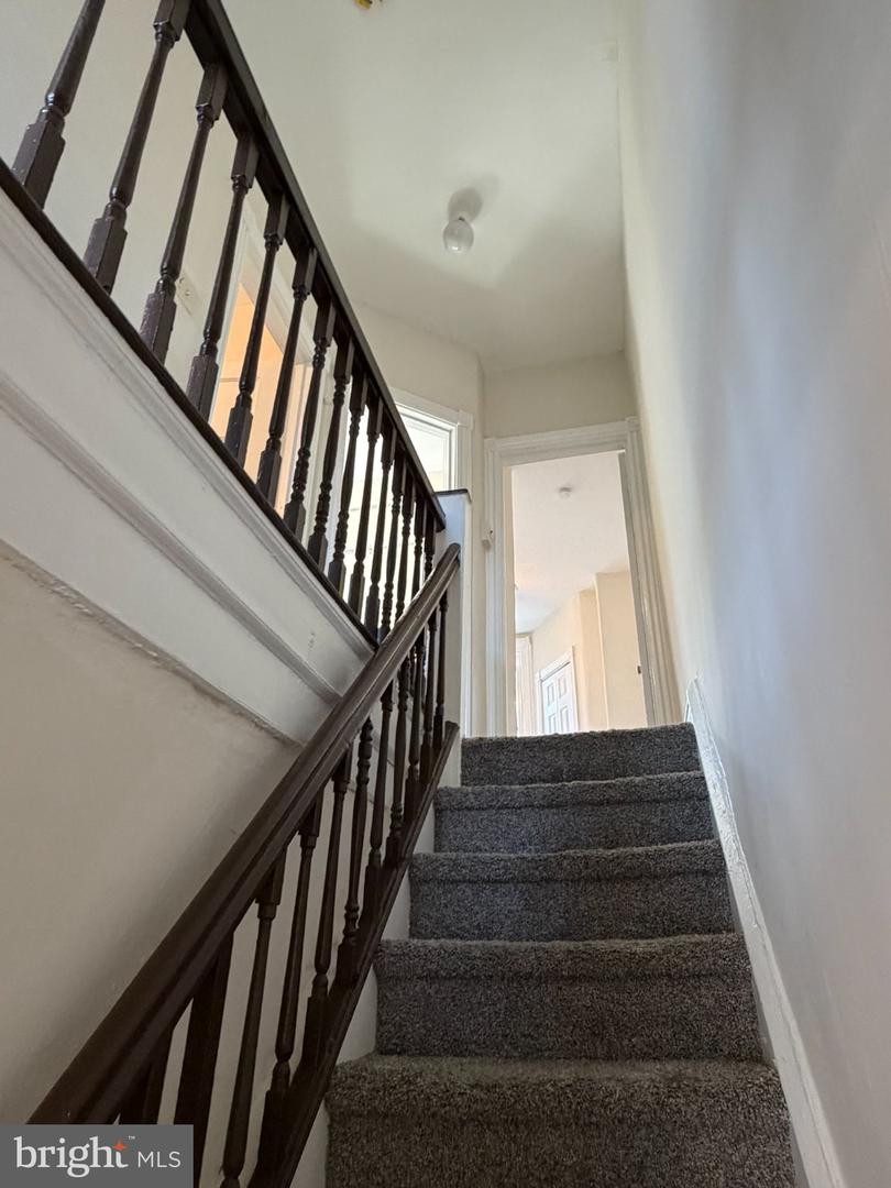 2830 N Lecount St Property Photo 18