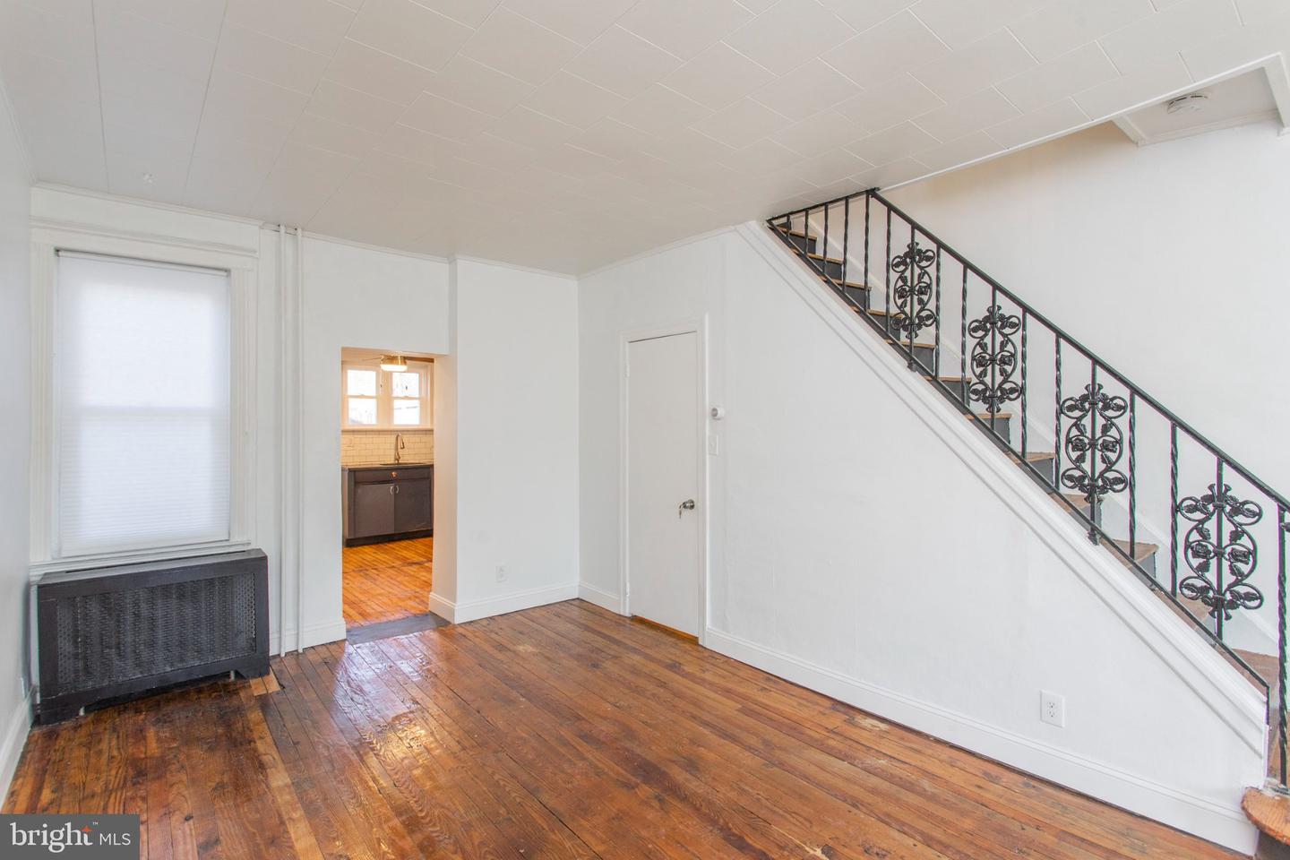 2832 Miller St Property Photo 7