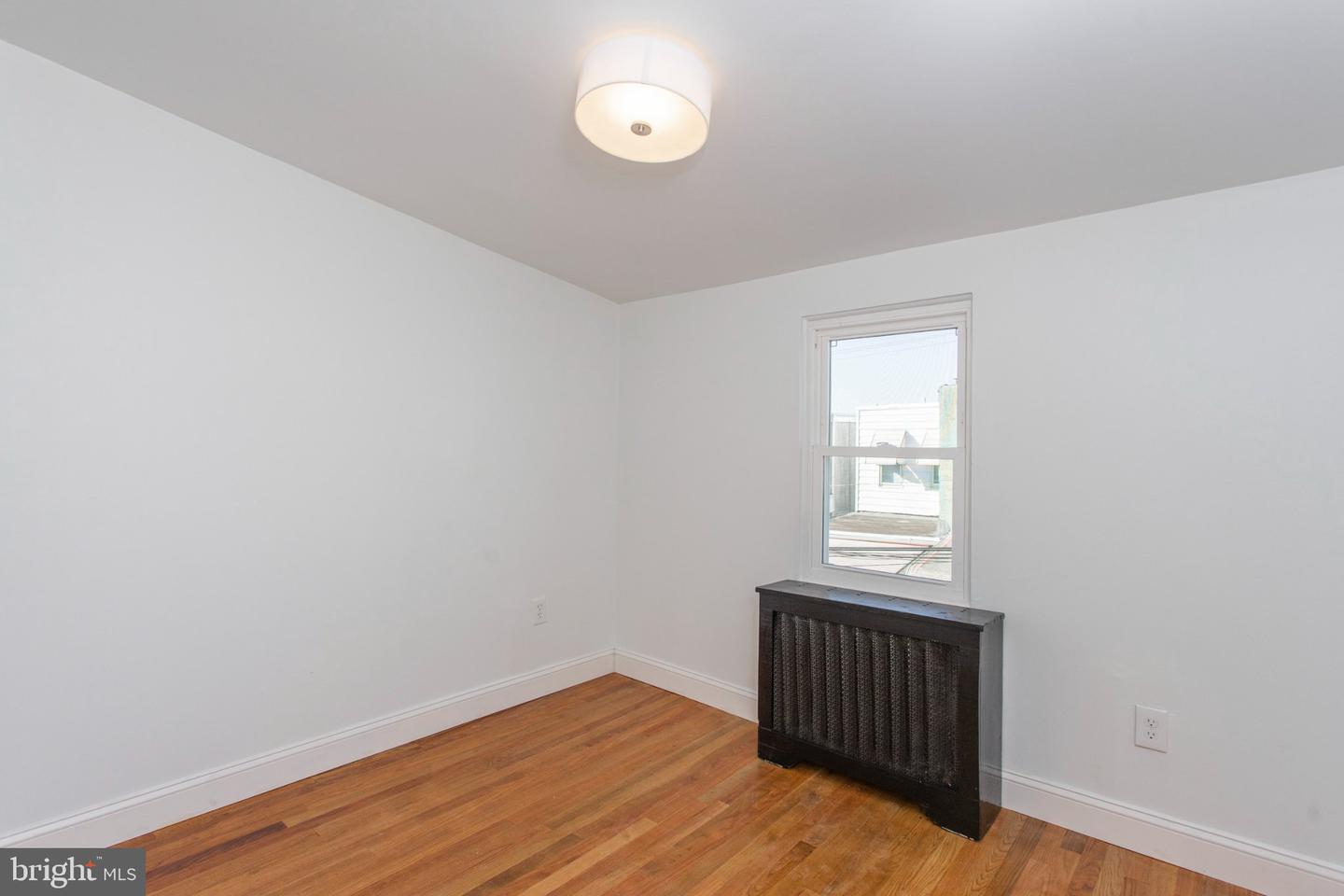 2832 Miller St Property Photo 14