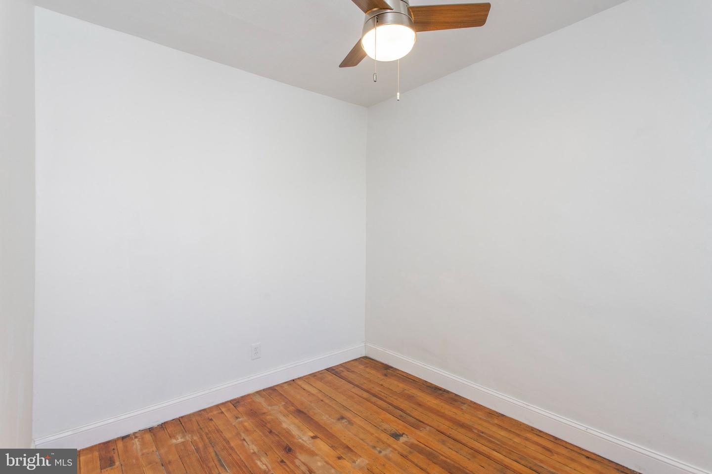 2832 Miller St Property Photo 16