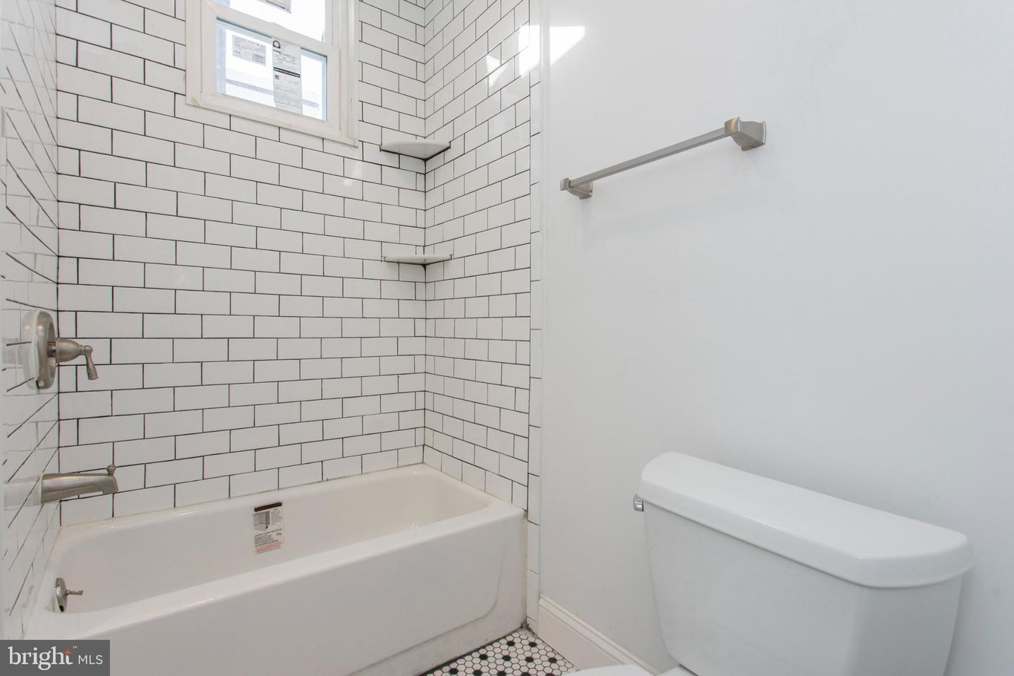 2832 Miller St Property Photo 20