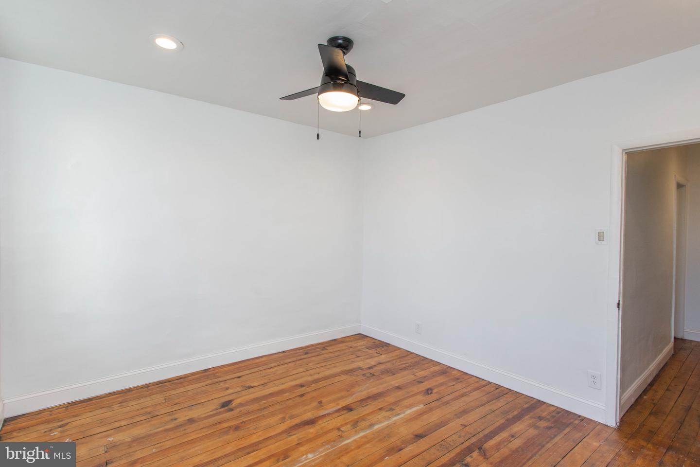 2832 Miller St Property Photo 24