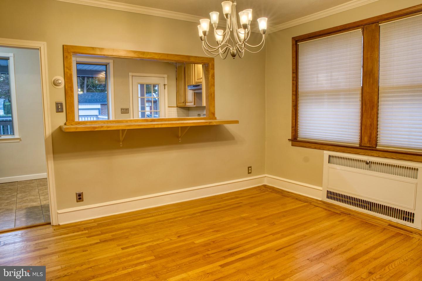 8030 Burholme Ave Property Photo 6