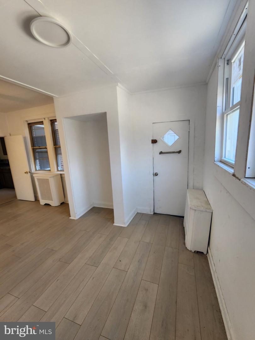 3448 Ryan Ave Property Photo 4