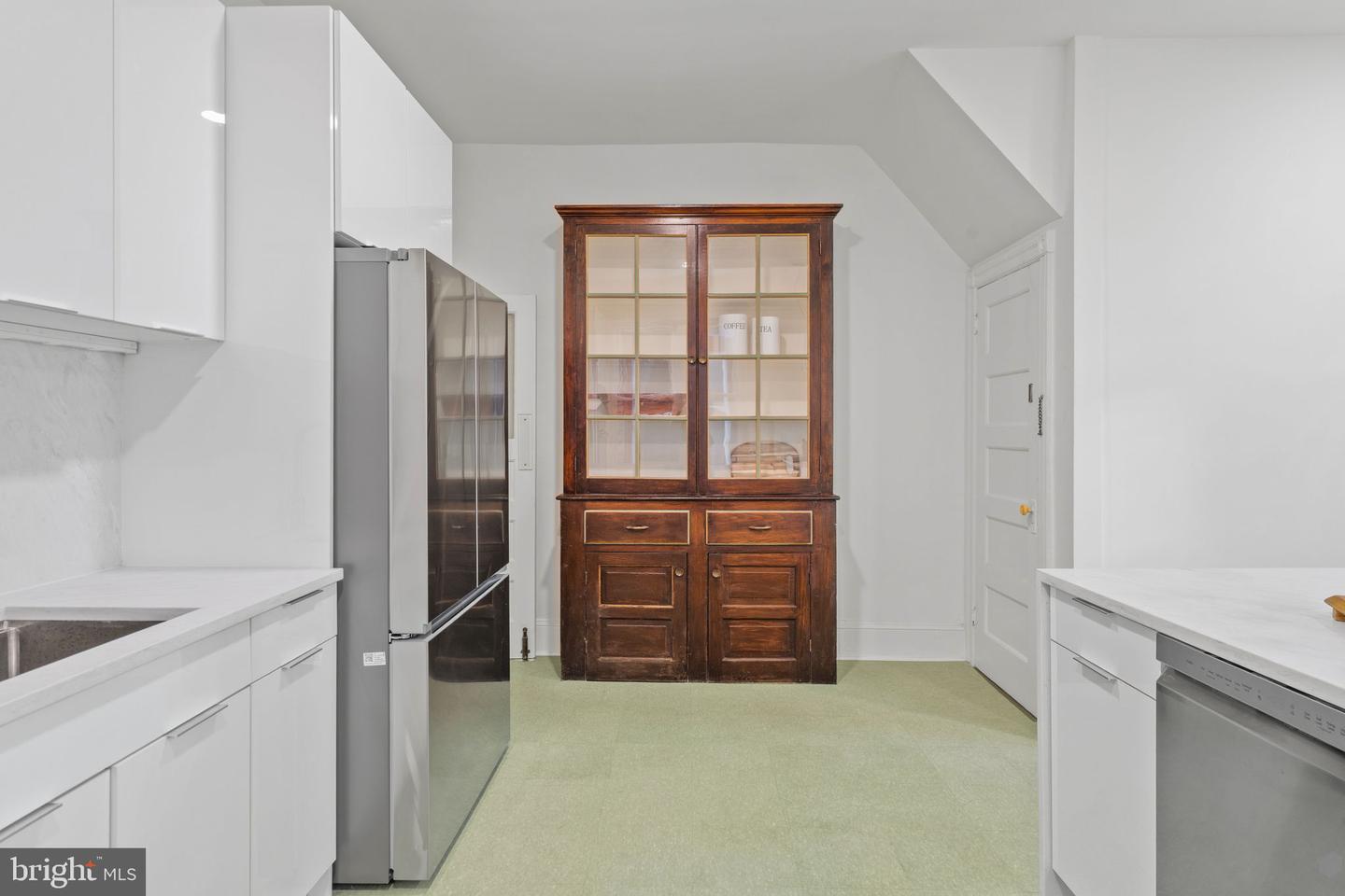131 W Abbottsford Ave Property Photo 64