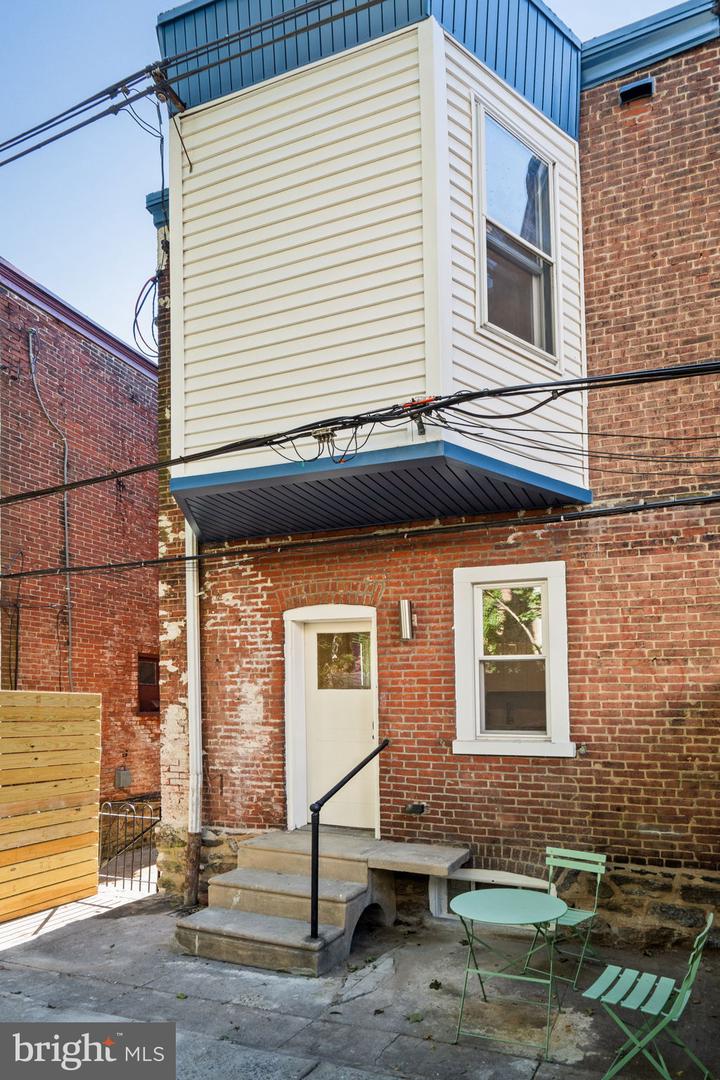 131 W Abbottsford Ave Property Photo 101