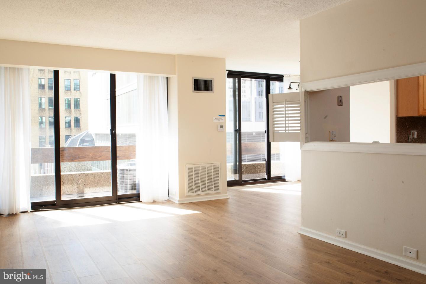 1326-42 Spruce St #608 Property Photo 11