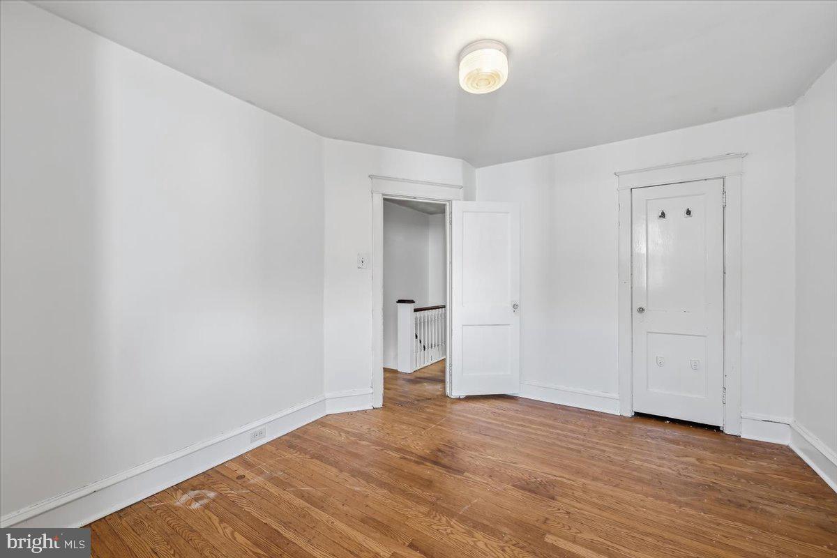 4151 Barnett St Property Photo 23