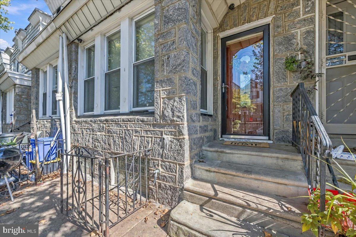 4151 Barnett St Property Photo 30