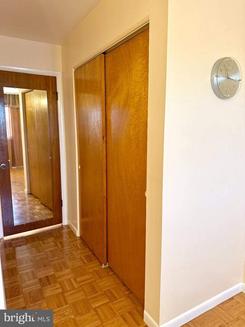 232 Robbins St Property Photo 17