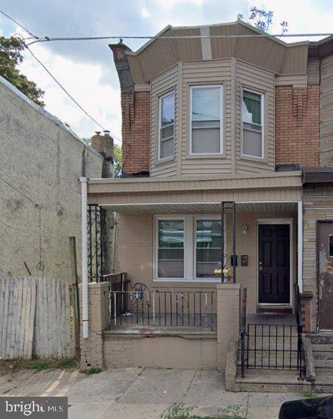 1854 CLARENCE ST Property Photo 1