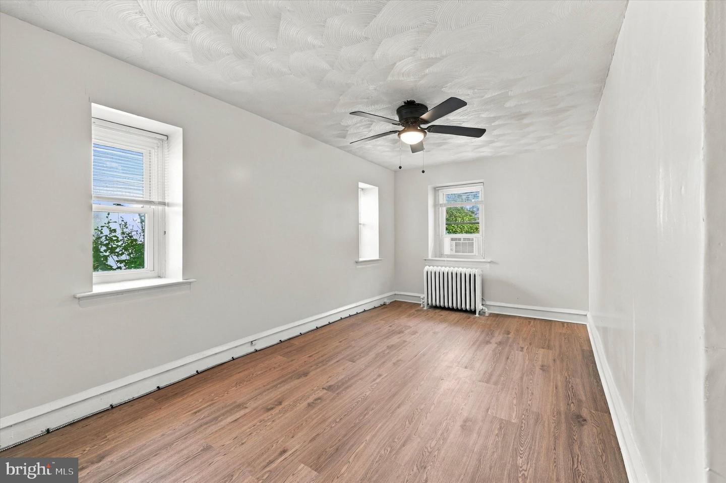 341 Glen Echo Rd Property Photo 16