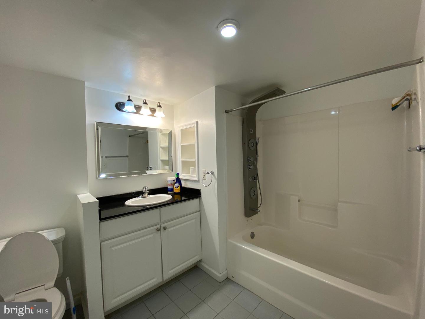 1001-13 Chestnut St #403e Property Photo 25