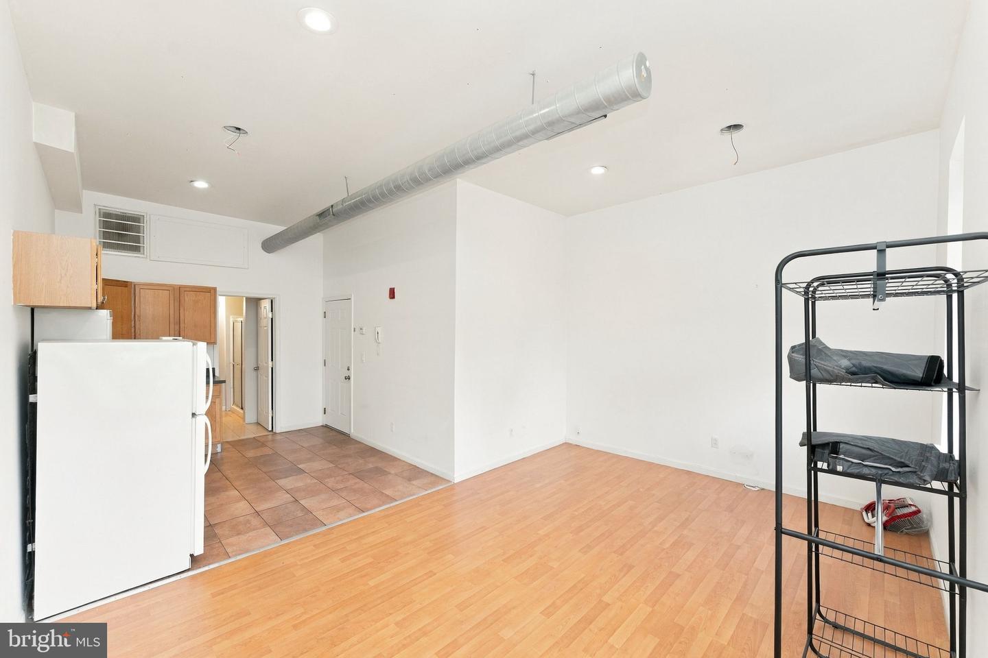 1305 N 15th St #d Property Photo 2