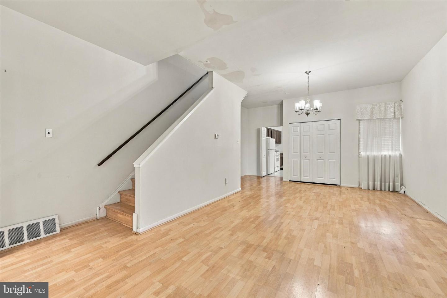 3214 Mount Vernon St Property Photo 8