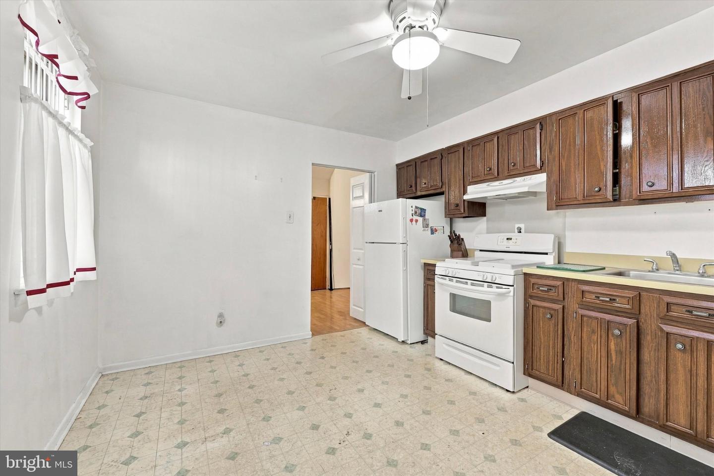 3214 Mount Vernon St Property Photo 10