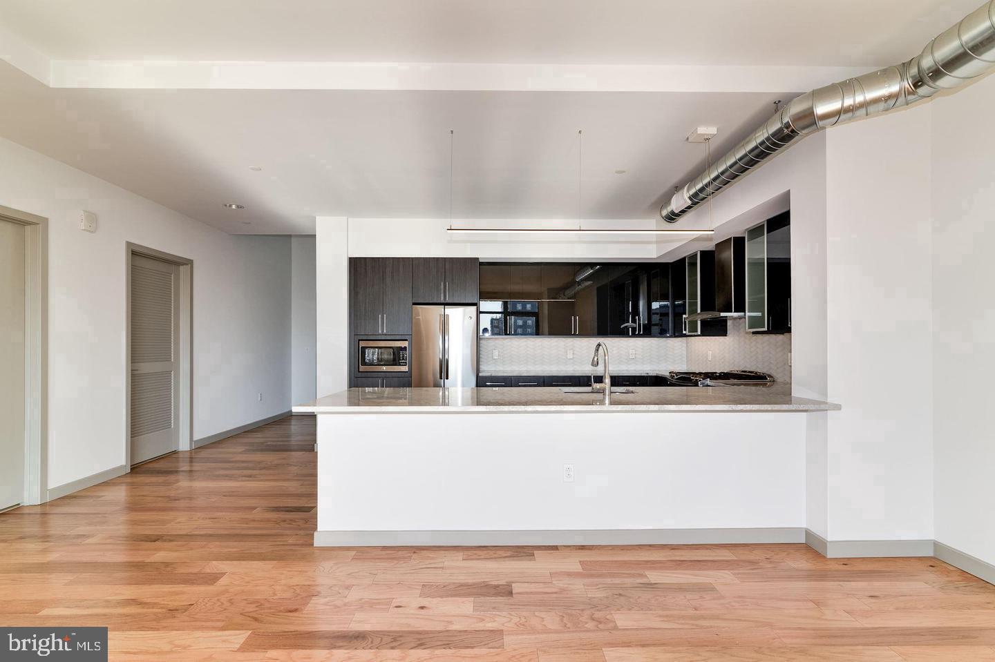 1125 Sansom St #418 Property Photo 37